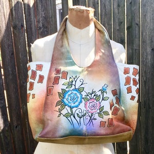 Vintage 70s/80s Hand PAINTED FLOWERS Handbag, 1980’s Hippie LEATHER Purse with Hand Painting, 80s Leather Shoulder Bag