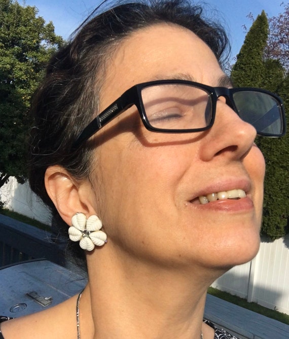 Vintage 1950's White Milk GLASS Earrings By CHARE… - image 2