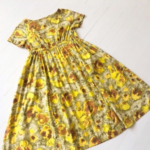 Sukienka Vintage Yellow Cotton Floral Print