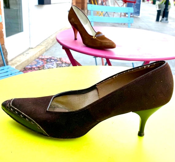 Vintage 50s DeLiso Debs 8.5 silk satin floral heels dead stock