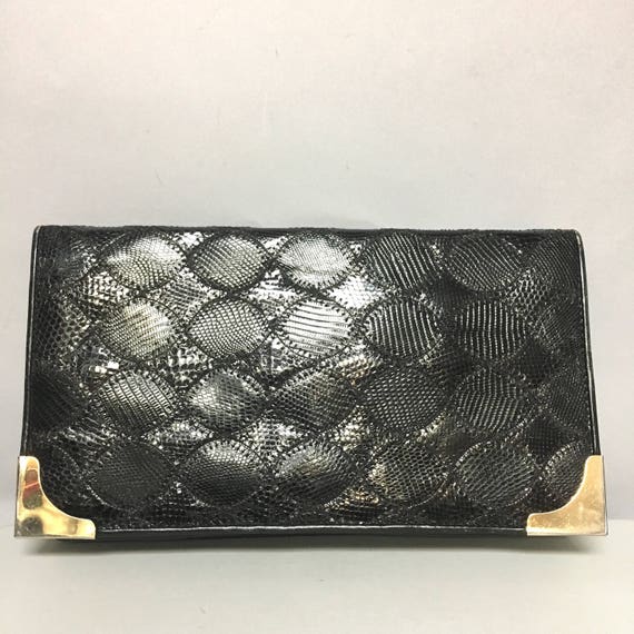 美しい黒のスネークスキンレザー財布、ヴィンテージ 1970 年代 BOHO 