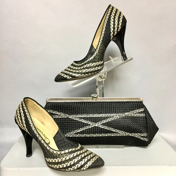 Origami- The Pierced Leather 1950s Style Gold Glittery High Heel Shoes Gold / 37