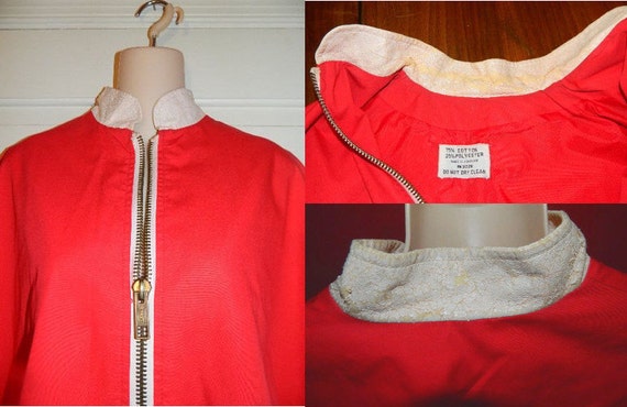 GROOVY Vintage 60's 70's Red Cotton Canvas CAPE o… - image 3