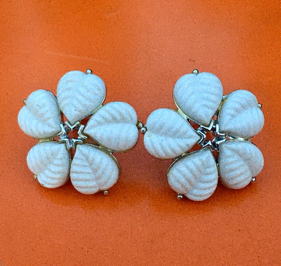 Vintage 1950's White Milk GLASS Earrings By CHARE… - image 1