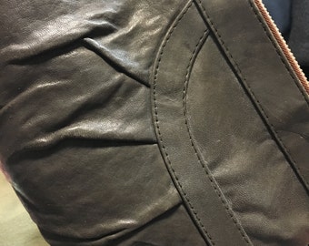 Wristlet Clutch Bag, Vintage 1970's LEATHER Purse, Distressed Brown Leather Bag