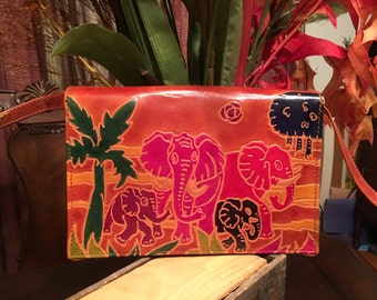 Hand PAINTED Elephant Purse /  1980s HIPSTER Purse / CROSS Body Shoulder Bag