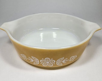 Vintage PYREX Butterfly Gold #471 Casserole Bake ware Bowl Dish 1 pint USA