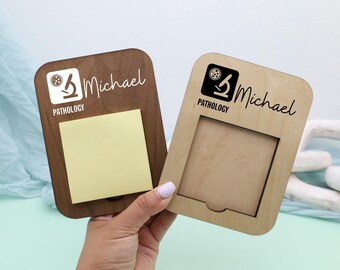 Pathology Resident Gift, Microscope Sticky Note Holder, Laboratory Assistant Appreciation, Histologist Office Decor