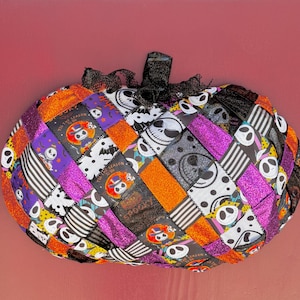 Mardröms-pumpa-lapptäcke-krans