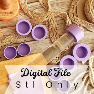 Puede incluir: Una colección de moldes morados numerados y un tubo transparente con mango de madera. El texto "Digital File STL Only" se muestra en una pancarta blanca. Los moldes están numerados 1, 3 y 5.