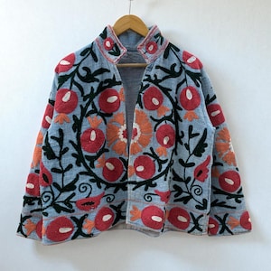 Handmade Suzani Embroidery Jacket, Winter Wear Jacket Coat, Women's Coat, Suzani Short Jacket, TNT Fabric Suzani Jacket, Robe, Gift For Her