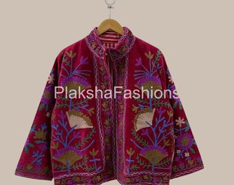 Chaqueta corta de terciopelo vintage con bordado suzani, chaqueta étnica de terciopelo, chaqueta suzani, chaqueta bomber, abrigo bohemio e hippie, regalo para ella.