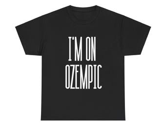 Lustiger Witz Gym Unisex T-Shirt, Humorvolles Ozempic Shirt, Trainingsbekleidung, Männer Frauen Fitness Kleidung, sarkastisches Gesundheitsgeschenk