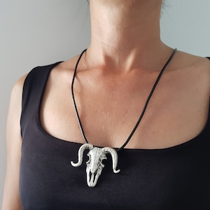 Silver Buffalo Skull Pendant, Animal Skull Pendant, Buffalo & Cattle Skull Pendant, Western Boho Necklace Charm, Rustic Cowboy Jewelry, P108