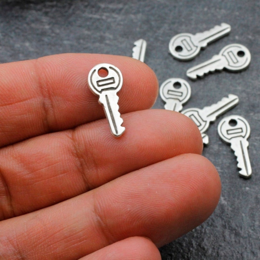Mini Key Charm 20pcs Antique Silver Mini Key Charms: Necklace/earring Pendants ...