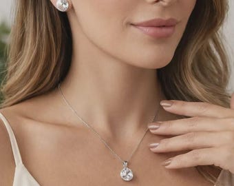 Swarovski Crystal Gold Necklace, Rivoli Crystal Pendant, Minimalist Jewelry, Elegant Everyday Necklace, Christmas Gift, Handmade  FP75-14-sw