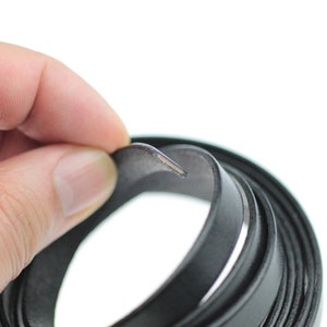 10mm Natural Flat Leather Cord, Black Flat Leather Cord for Jewelry Making, Genuine Leather 100 cm (1,093 Yards) Made in Europe FL103