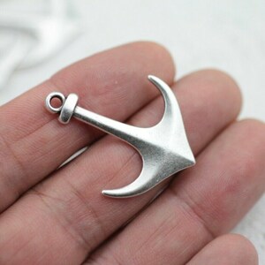 10 Anker Charms Anhänger, große Anker Halskette, Silber Sailor Halskette Antik Silber Ton, Schmuck Zubehör für Großhandelspreis ZM556as