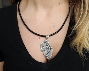 Silver Leaf Pendant, Plant Pendant, Leather Pendant, Leaves Pendant. Handmade Pendant, Jewelry Making, Christmas Gift, Unisex Pendant, P135