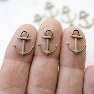 20 Anchor Charms, Nautical Charm, Anchor Necklace Charms, Bulk Charms, Sailor Charm, Gold Bracelet Charm, Jewelry Making Supply, zm664ab