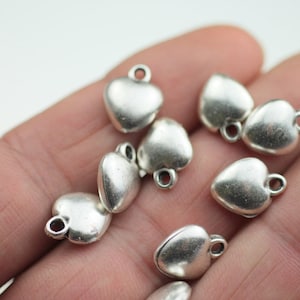 10pcs Sterling Silver Plated Heart Charms: Antique Silver Jewelry Supplies - zm139as