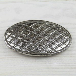 Oval Belt Buckle, Antique Silver Grid Pattern, Rustic Style Snap On Buckle, Textured Metal Buckle For Leather Belts - GS5239