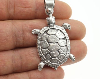 Pingente de tartaruga de prata: pingente de réptil de estanho (55 x 28 mm) - P162 (ZM696)