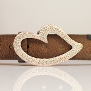 Roseperlmut Heart Belt Buckle, Elegant Curved Heart Design, Romantic Waist Buckle, Shiny Rose Belt Hardware For Women - GS196rp