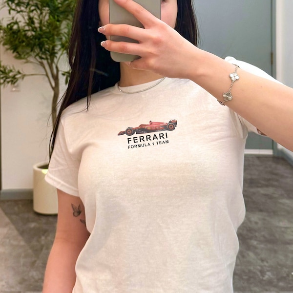 Maglietta Ferrari F1 Y2k T-shirt da bambino Charles Leclerc F1 Merch Crop Top Formula 1 Regalo per lei Formula Uno