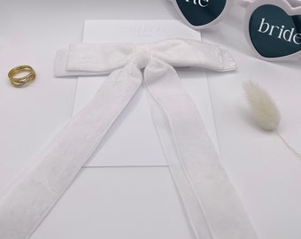 CLASSIC VELVET BOW - Luxury White Velvet Hair Bow