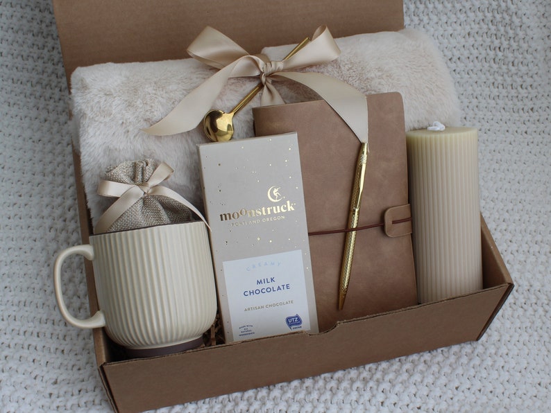 Thank You Gift, Self Care Gift Box, Hygge Gift Box, Best Friend Gift Box, Friend Birthday Gift, Birthday Gift Box, Congratulations Gift RibCandleBeigeMug