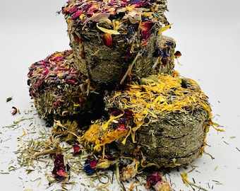 Flower forage natural Cookie treats rabbits, Guinea Pigs Pack of 4