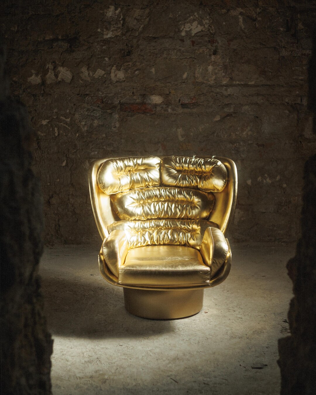 Elda Chair by Joe Colombo Golden Limited Edition of 20 Mid