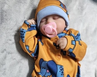 Sleeping Realistic Newborn Baby Doll, Lifelike Reborn Silicone Baby, Handmade Soft Vinyl Cloth Body Baby Doll, Soft Doll
