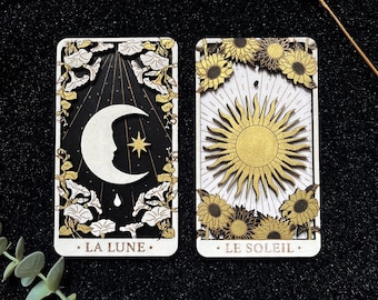Tarot Card Duo “The Moon & The Sun” – 3D Wooden Wall Art Hand-Painted – Mystical Esoteric Decoration, Spiritual or Halloween Gift