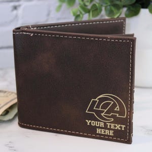 Billetera de cuero sintético personalizada de la NFL, billetera de cuero vegano personalizada, regalo para fanáticos de la NFL, billetera de cuero sintético de tres pliegues, billetera con logotipo de equipos de la NFL personalizados