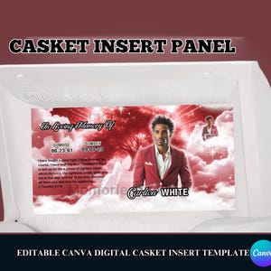 Può includere: Un pannello di inserimento per bara bianco con un design rosso e bianco. Il pannello presenta una foto di un uomo in abito rosso, una citazione e il testo "In Loving Memory Of" e "Curlan White".
