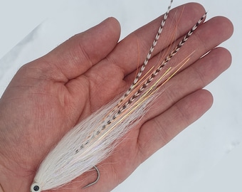 Bucktail Streamer (white with bit orange in it)