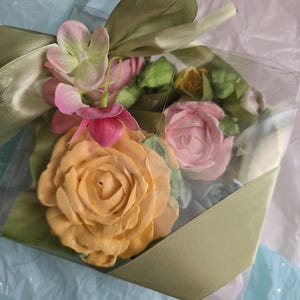 Zephir Flower Bouquet, Marshmallow Flower Gift Box, Edible Floral Dessert, Zephyr florals, Unique Sweet Gift, Handmade Meringue Flower image 10