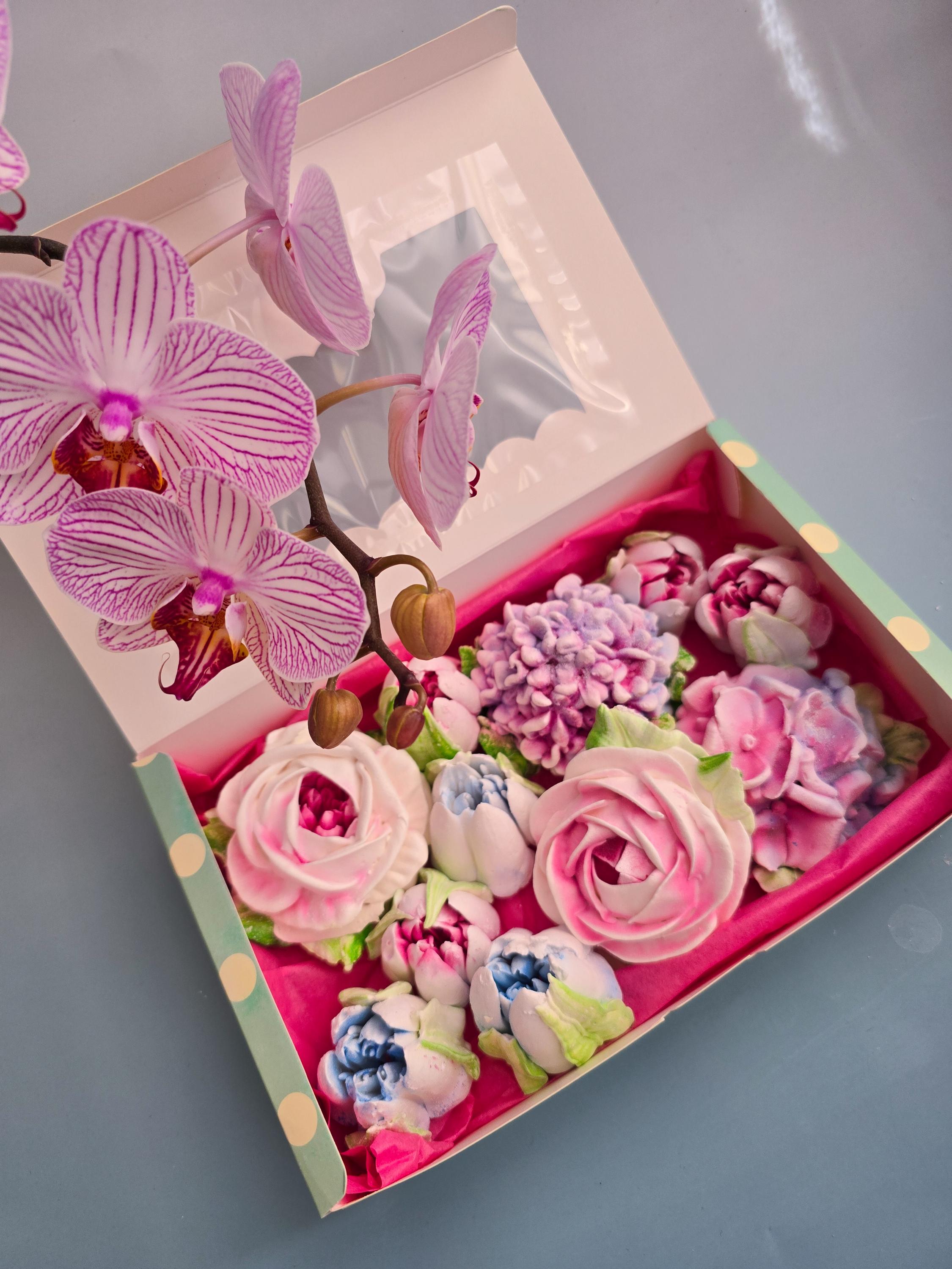 Marshmallow Zephyr Flowers Rose Hydrangea Tulips Adorable Present