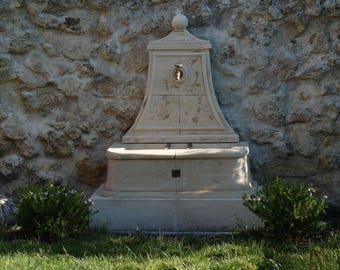Fuente de pared de piedra Auteuil: elegancia clásica para jardín o patio exterior - Fuente de jardín