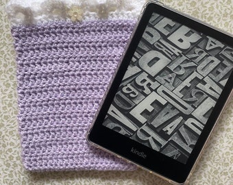 Handmade crochet kindle paperwhite sleeve / Kindle sleeve / crochet gift