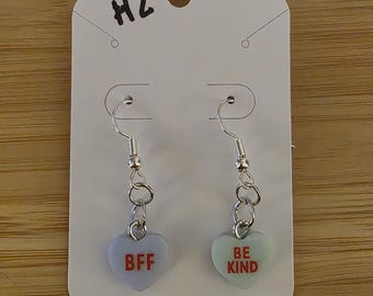 BFF（親友）との会話ハート型イヤリング