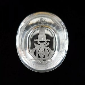Antieke bergkristal Koninklijke lakzegel bureaustempel wapenschild Cipher Royalty