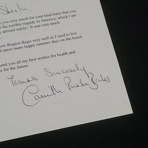 Seltene Camilla Parker Bowles Royal Duchess Cornwall signierte Foto Karte Dokument UK