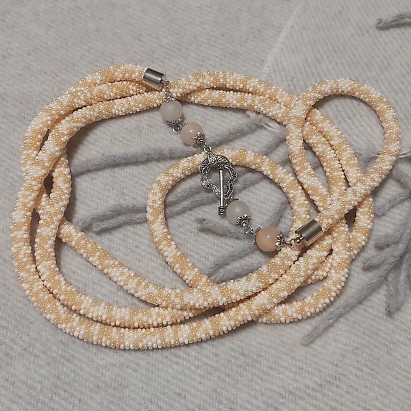 Long collier de perles au crochet - Collier nude/blanc - Bracelet, ceinture, collier 3 en 1, Perles de rocaille en corde - Bijoux pour femme - Collier portefeuille - Travail perlé