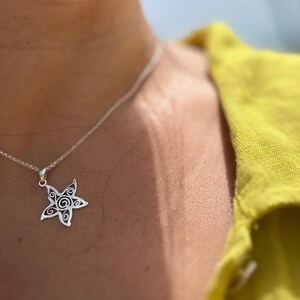 Sterling Silver Starfish Necklace – Delicate Ocean Jewelry – Gift for Her – Sea Inspired Pendant – Starfish Charm – Minimalist Jewelry