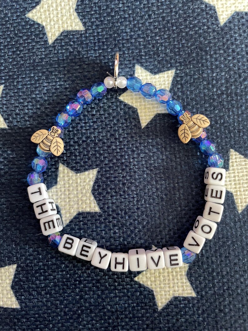 Beyoncé Inspired Kamala Harris 2024 Beyhive Votes Simple Pearl and Bees ...