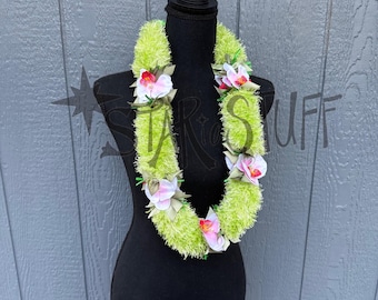 Handmade Lei | ʻOkika Lei | Eyelash Yarn Lei | Orchid and Yarn Lei | Hawaiian Lei | Graduation Lei | Birthday Lei | Gifts for Grads