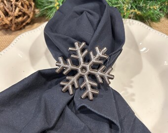 Vintage rustic metal snowflake napkin rings winter holiday festive modern napkin holders elegant Christmas farmhouse dinner table accents